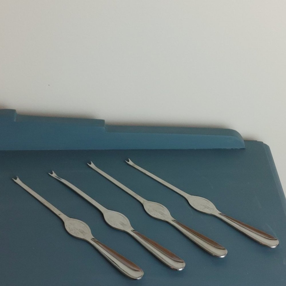 Set of 4 Seafood Picks Lobster or Crab Stainless Steel Flatware 7-1/2 Inch